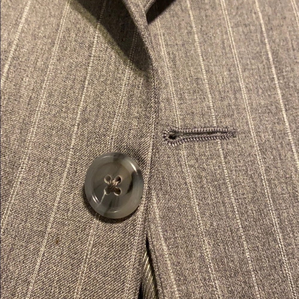 Burberry Jacket - Picture 7 of 7